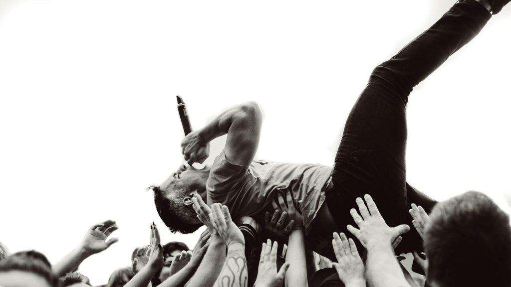 Why People Still Enjoy Going to Live Shows
